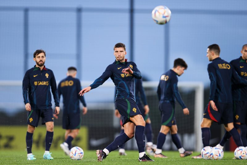 Elenco de Portugal est&aacute; no Grupo H e pode cruzar com o Brasil na pr&oacute;xima fase – Foto: FPF/Divulga&ccedil;&atilde;o/ND