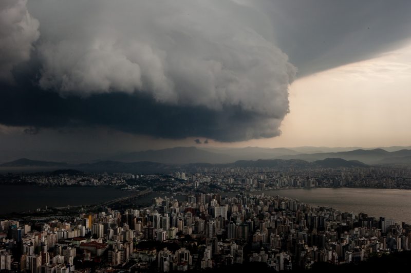 Frente fria traz chuva para Santa Catarina – Foto: Arquivo/Fl&aacute;vio Tin/ND