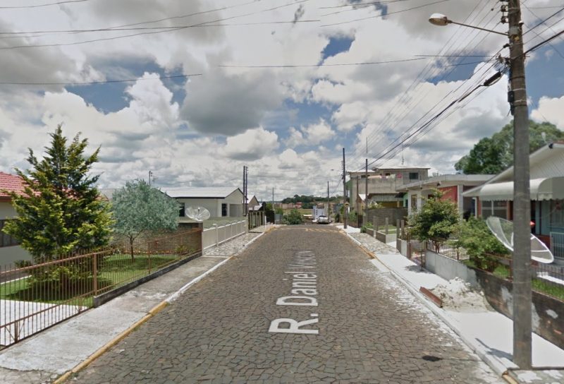 O homem teria atirado na esposa em casa em Videira. &mdash; Foto: Google Maps/Reprodu&ccedil;&atilde;o/ND