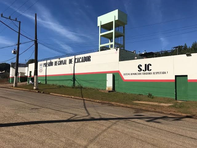 Agentes atuavam no Pres&iacute;dio Regional de Ca&ccedil;ador. – Foto: Reprodu&ccedil;&atilde;o/Internet