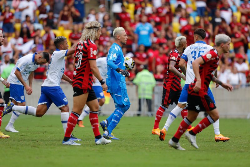 Avaí vence o Flamengo no Maracanã