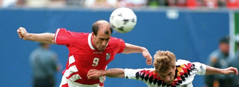 Lechkov brilhou com a Bulg&aacute;ria – Foto: Fifa