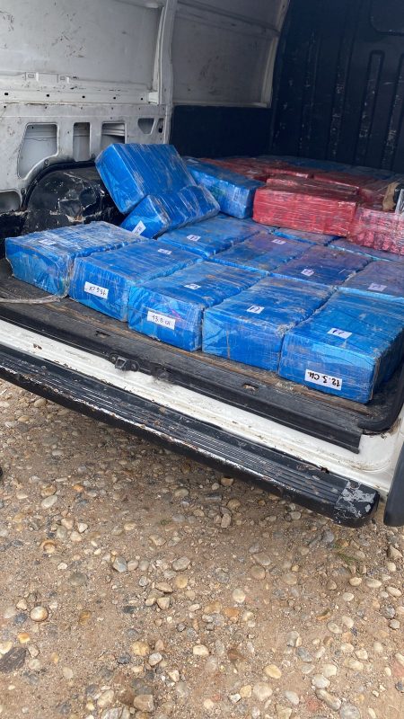 Maconha foi apreendida em ve&iacute;culo na SC-108 – Foto: Divulga&ccedil;&atilde;o/ND