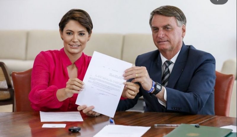 Michelle Bolsonaro faz declara&ccedil;&atilde;o a marido: “galego lindo” – Foto: Reprodu&ccedil;&atilde;o/ND