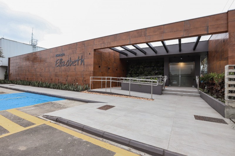 Empresa americana compra gigante dos revestimentos em SC e ser&aacute; a maior do setor no Brasil – Foto: Jo&atilde;o Pedro Alves e Nine Roberge/Divulga&ccedil;&atilde;o