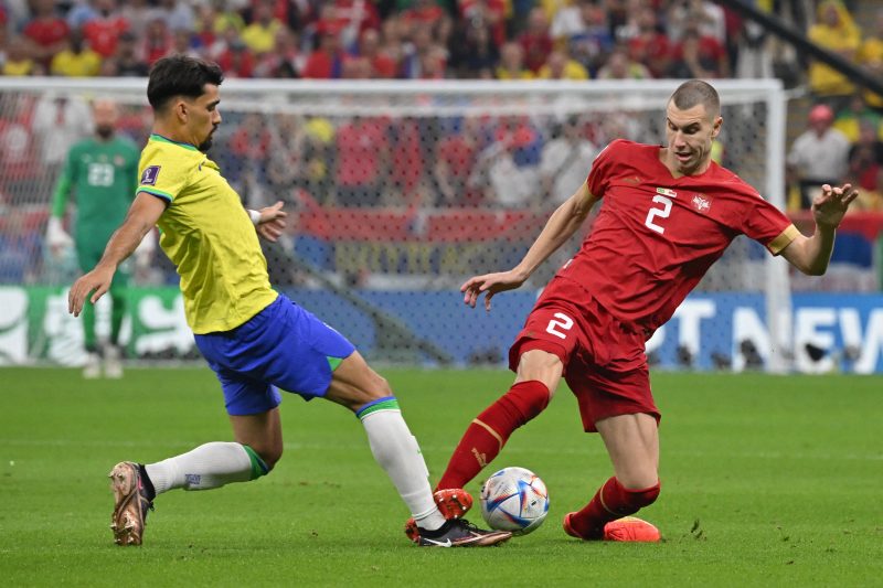 Sérvia marcou firme o Brasil no primeiro tempo &#8211; Foto: NELSON ALMEIDA / AFP / ND