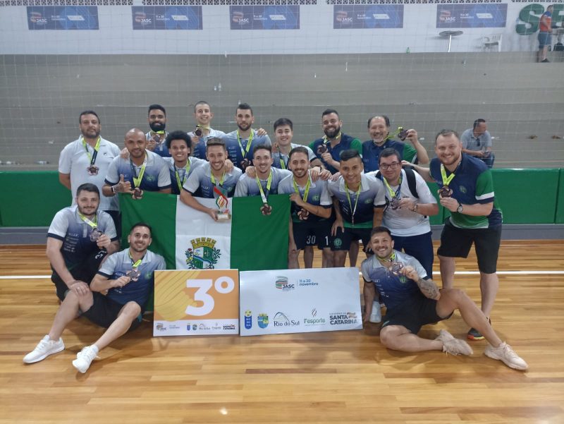 O futsal masculino venceu a decis&atilde;o do terceiro lugar contra Saudades e ficou com o bronze. &mdash; Foto: Prefeitura de Chapec&oacute;/Arquivo Pessoal/Reprodu&ccedil;&atilde;o/ND