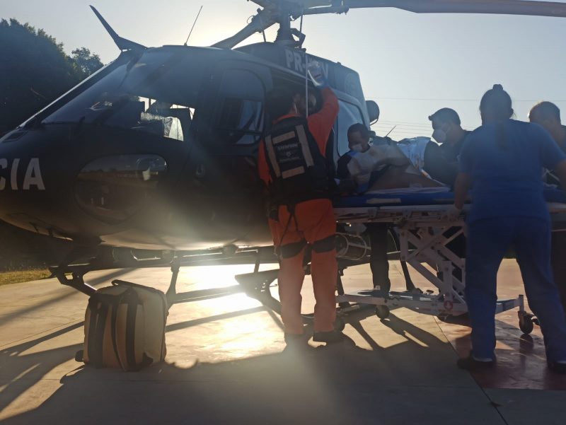 O trabalhador ficou ferido ap&oacute;s a explos&atilde;o de dinamite em Caxambu do Sul. &mdash; Foto: SAER FRON/SARA/Reprodu&ccedil;&atilde;o/ND