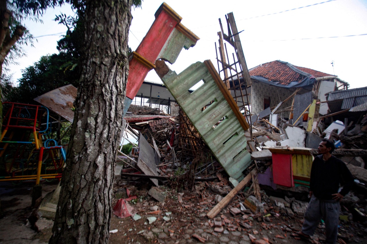 Terremoto Mata Mais De 160 Pessoas E Deixa Centenas De Feridos Na Indonésia