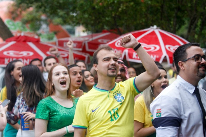 Torcedor de Floripa foi ontem aos quatro jogos da Copa no Catar