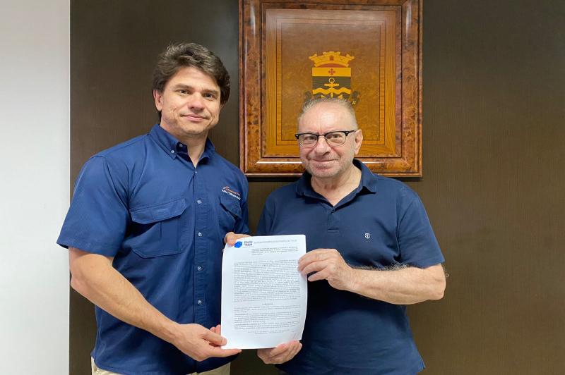 Contrato de arrendamento provis&oacute;rio do Porto de Itaja&iacute; foi assinado nesta sexta-feira (9) – Foto: Prefeitura de Itaja&iacute;/Reprodu&ccedil;&atilde;o/ND