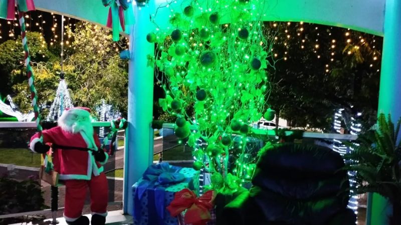 FOTOS: Santa Helena acende luzes de Natal e recebe Papai Noel | ND Mais