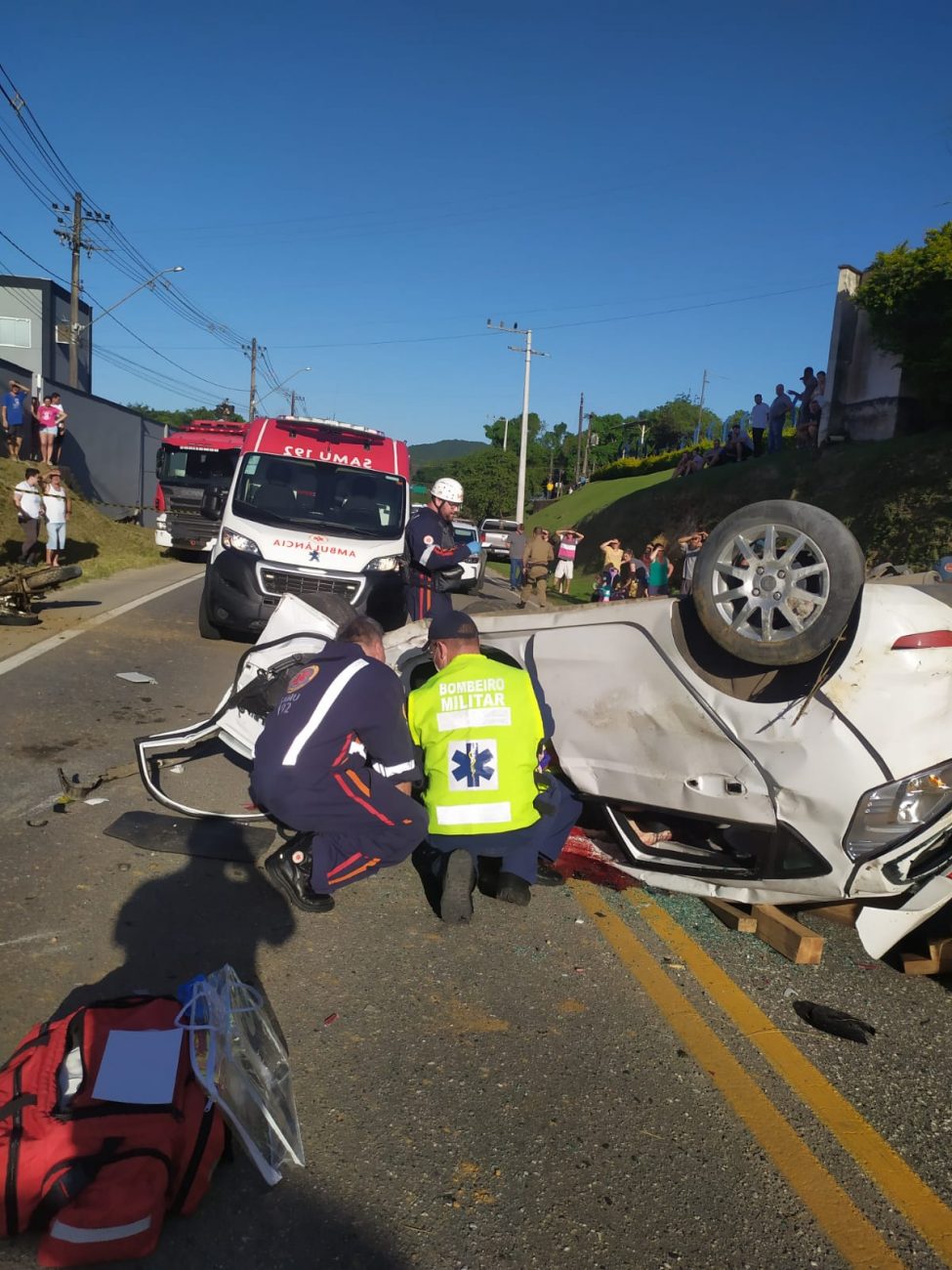 FOTOS: Homem morre em acidente entre carro e moto em Brusque; vítima é  identificada