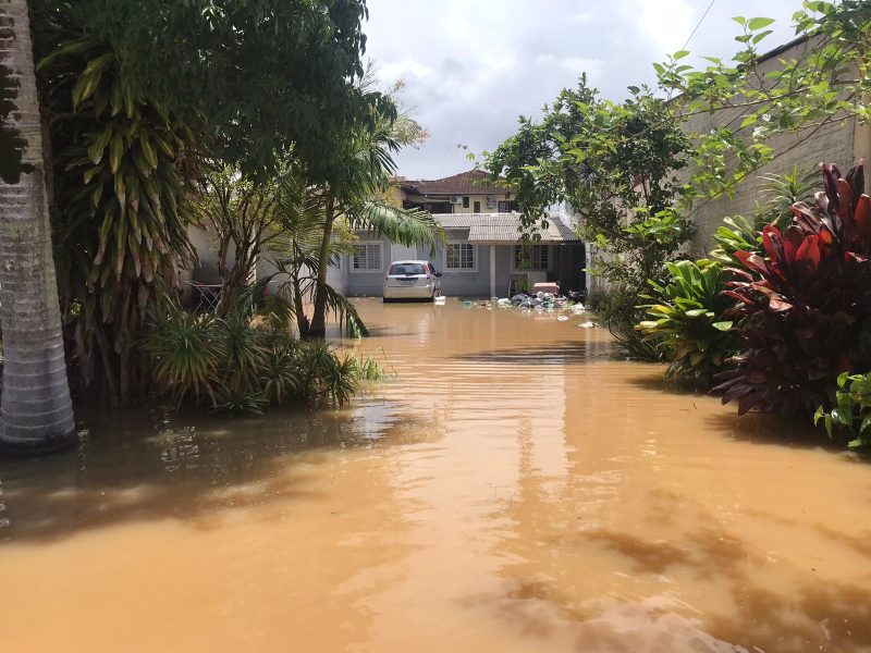 Chuvas provocam alagamentos e prejudicam abastecimento de &aacute;gua – Foto: Leo Munhoz/ND