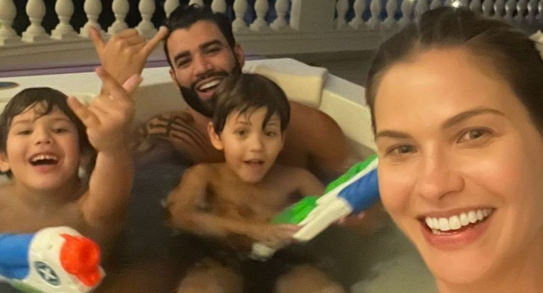 Andressa Suita, Gusttavo Lima e os filhos – Foto: Instagram/Reprodu&ccedil;&atilde;o/ND