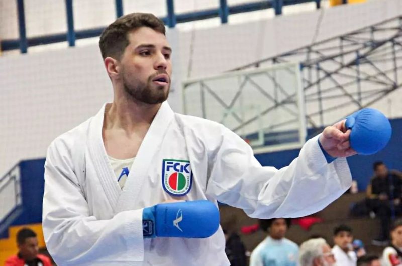 Chapecoense &eacute; escolhido o atleta do ano no Karat&ecirc; &mdash; Foto: Instagram/ND