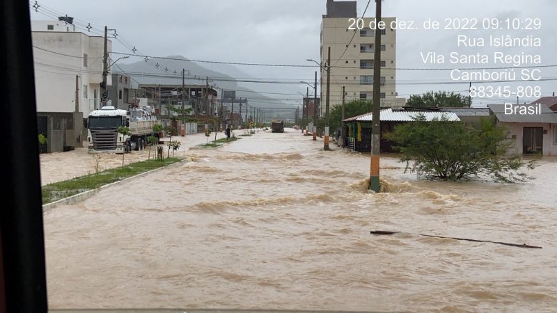Santa Regina, em Camboriú, após fortes chuvas &#8211; Foto: Defesa Civil Camboriú/Divulgação/ND