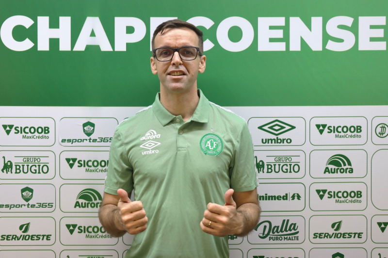Tiago Borges &eacute; o novo coordenador das categorias de base da Chapecoense – Foto: Reprodu&ccedil;&atilde;o/ACF/ND