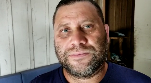 Rudnei Angioletti confirma possibilidade de 30 v&iacute;timas no soterramento – Foto: Nader Khalil/RICTV/Divulga&ccedil;&atilde;o/ND