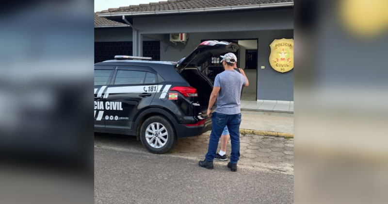 Falso pedreiro que lucrou mais de R$ 220 mil em golpes &eacute; preso em Forquilhinha – Foto: Pol&iacute;cia Civil/Divulga&ccedil;&atilde;o/ND