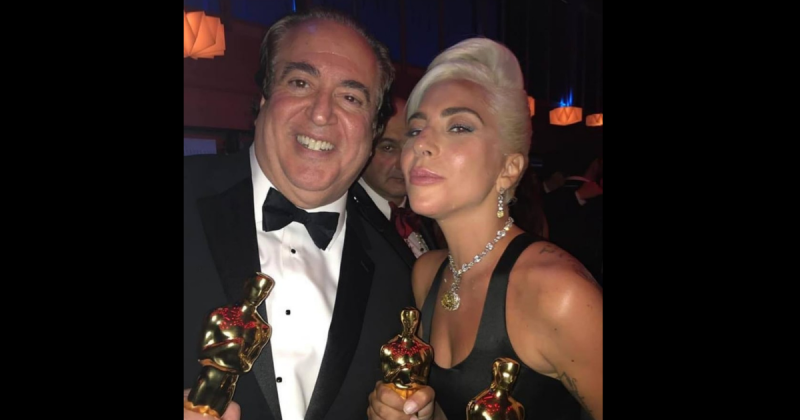 Na foto o ator ao lado da cantora, Lady Gaga, na cerimonia do Oscar em 2019. – Foto: Instagram/Reprodu&ccedil;&atilde;o/ND