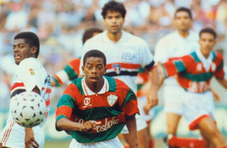 Dener em a&ccedil;&atilde;o pela Portuguesa – Foto: Reprodu&ccedil;&atilde;o Youtube