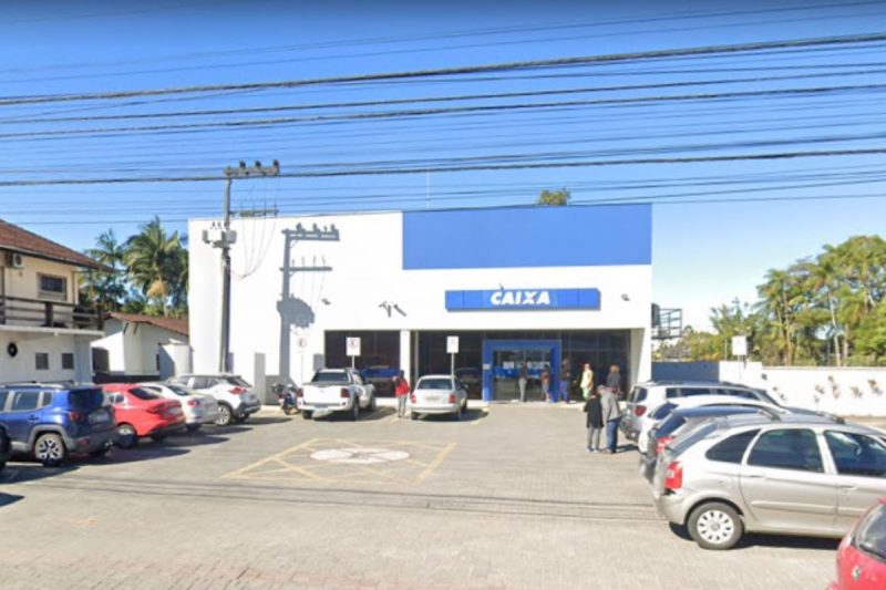 Criminosos tentaram arrombar dois caixas eletr&ocirc;nicos – Foto: Google Earth/Divulga&ccedil;&atilde;o