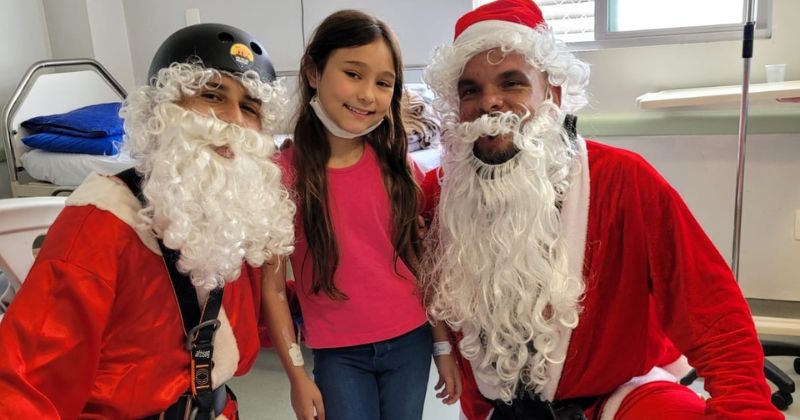 Papais No&eacute;is “radicais” v&atilde;o visitar crian&ccedil;as do Hospital Infantil Pequeno Anjo – Foto: HIPA/Reprodu&ccedil;&atilde;o/ND