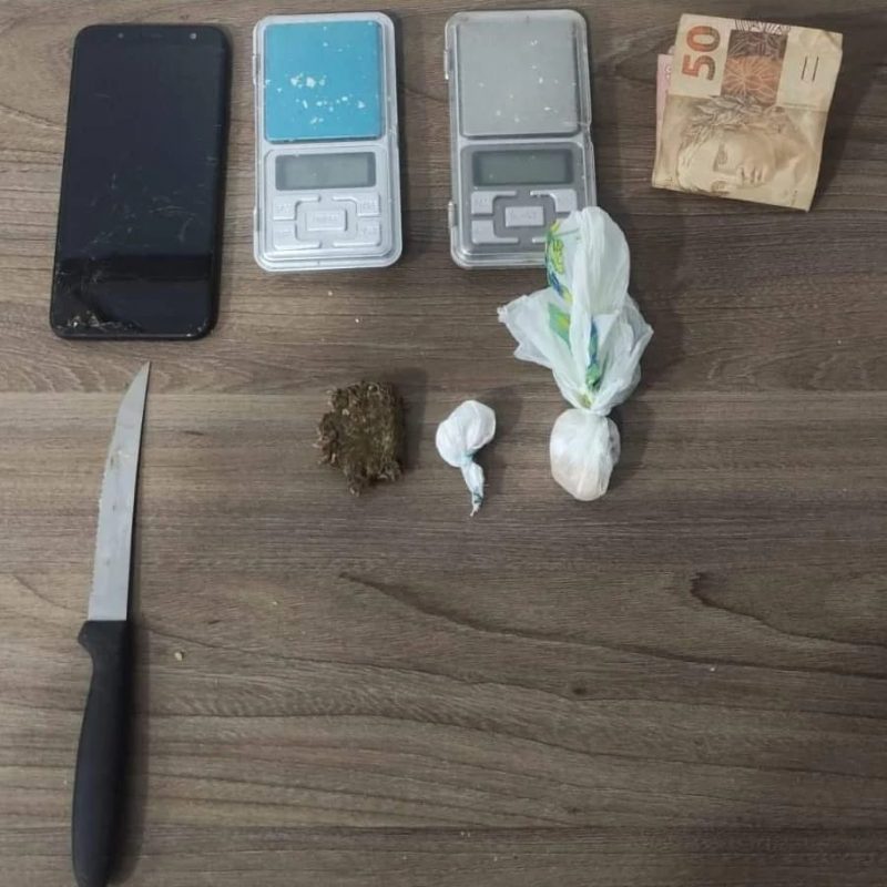 Drogas foram encontradas junto com o conduzido – Foto: Divulga&ccedil;&atilde;o/Pol&iacute;cia Civil/ND