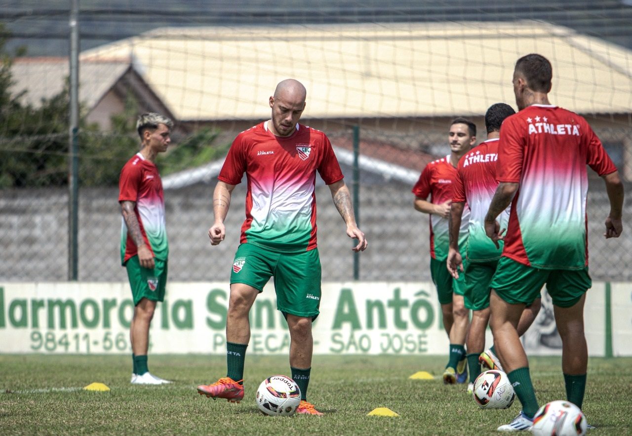 Com nomes conhecidos do cenário nacional, elenco do Atlético