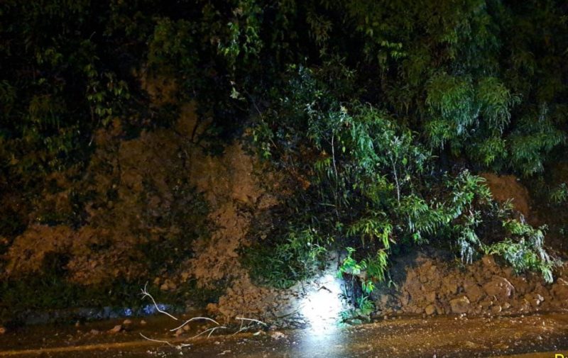 Ocorr&ecirc;ncias por conta da chuva em chuva – Foto: Divulga&ccedil;&atilde;o/Defesa Civil de Gaspar