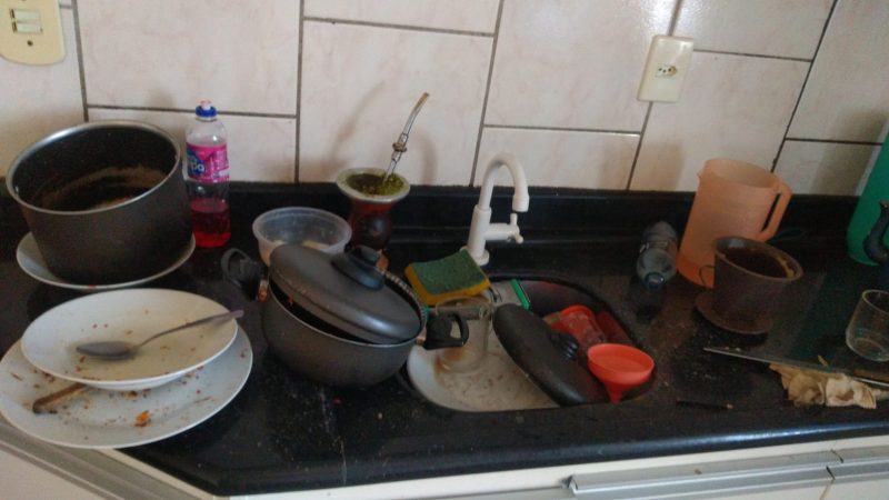 Casa de morador do bairro Fortaleza est&aacute; sem abastecimento de &aacute;gua – Foto: Agenor de Campos/ND