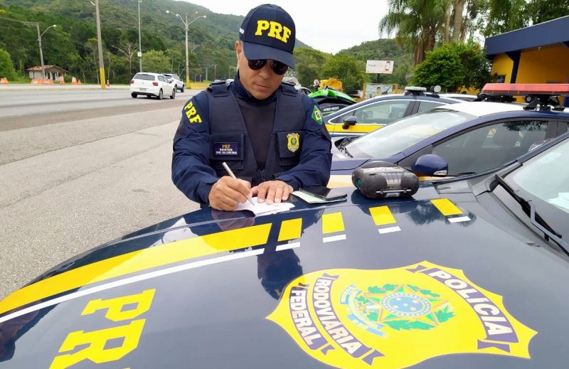 Opera&ccedil;&atilde;o deve fortalecer o combate combate &agrave; embriaguez no volante – Foto: Pol&iacute;cia Rodovi&aacute;ria Federal/Divulga&ccedil;&atilde;o