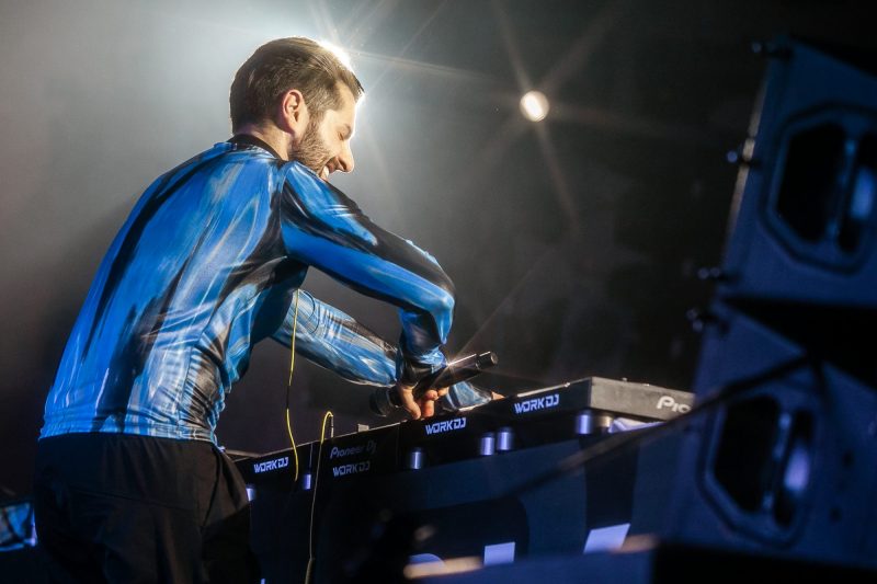 Alok se apresenta no P12 na temporada de verão