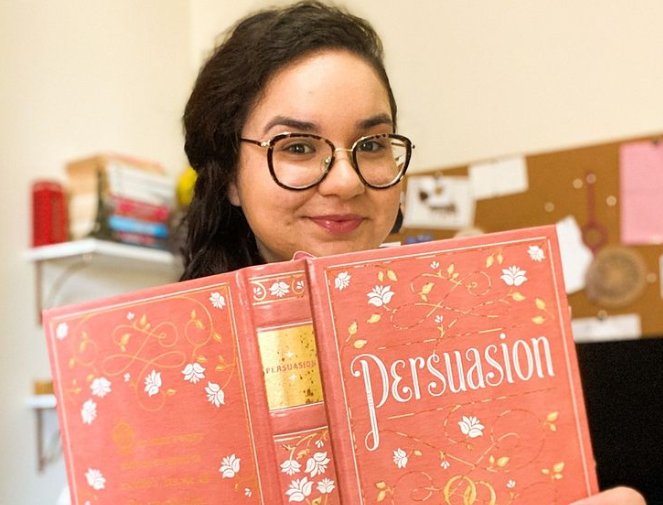 Natural de Florian&oacute;polis, Gabriela sempre gostou de ler e estudou ingl&ecirc;s nos Estados Unidos – Foto: Arquivo pessoal/Divulga&ccedil;&atilde;o/ND