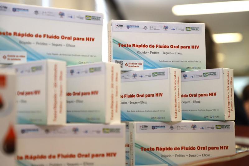 Por meio do projeto &lsquo;A hora &eacute; agora&rsquo;,&nbsp; as pessoas podem&nbsp; solicitar autotestes de HIV para serem enviados pelo correio ou para serem retirados em um arm&aacute;rio digital que fica no Terminal Rodovi&aacute;rio Rita Maria – Foto: Divulga&ccedil;&atilde;o/ND