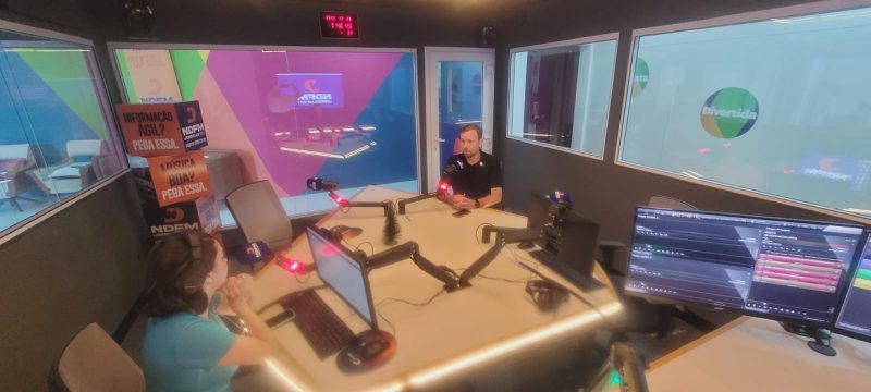 GIRO ND – Jornalista Sabrina Aguiar e Secret&aacute;rio de Habita&ccedil;&atilde;o, Rodrigo Andriolli.