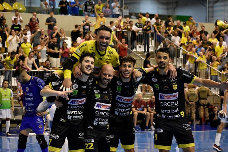Jaragu&aacute; Futsal venceu o Joa&ccedil;aba na primeira partida da semifinal – Foto: Paulinho Sauer/Divulga&ccedil;&atilde;o