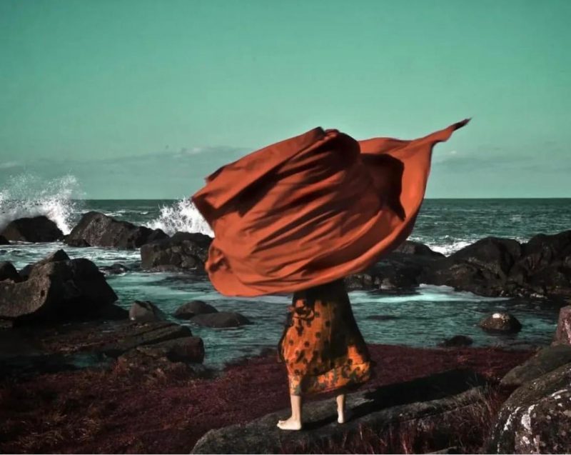 Trabalho de Ana Sabi&aacute; que est&aacute; na exposi&ccedil;&atilde;o da ONG – Foto: Divulga&ccedil;&atilde;o/ND