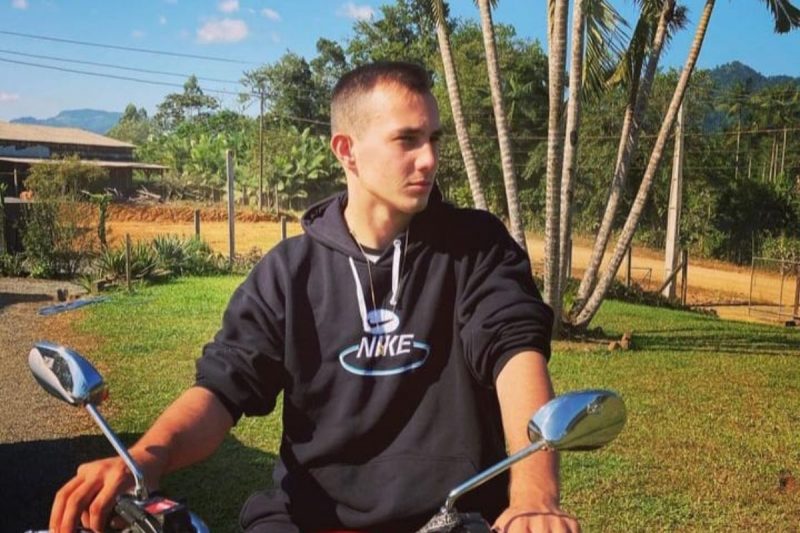 Lucas morreu em acidente em Jaragu&aacute; do Sul – Foto: Internet/Reprodu&ccedil;&atilde;o