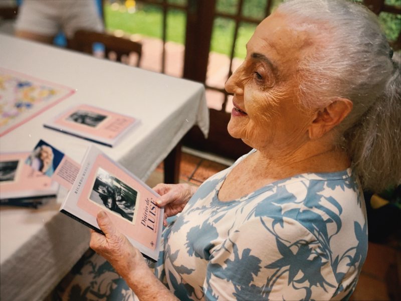 Gra&ccedil;as aos seus escritos, parte de suas hist&oacute;rias foi resgatada e transformada em livro &mdash; Foto: Ricardo Medeiros/Divulga&ccedil;&atilde;o/ND