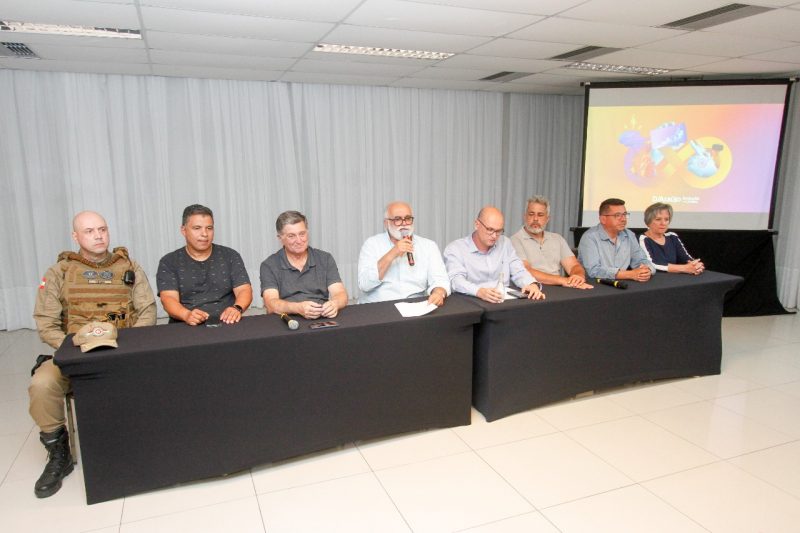 Entrevista coletiva para anunciar o enfoque da campanha &ldquo;Sua praia &eacute; mais legal com ambulante legal&rdquo; – Foto: LEo Munhoz/ND