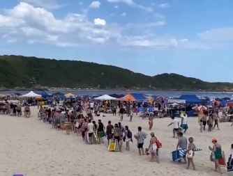 Fila na Guarda do Emba&uacute; – Foto: Reprodu&ccedil;&atilde;o/@palho&ccedil;amilgrau/ND