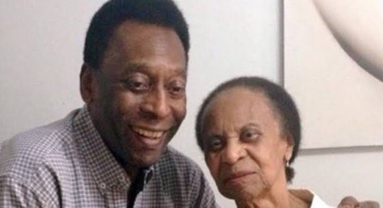 Ídolo do futebol, Pelé revela quem é o melhor jogador da