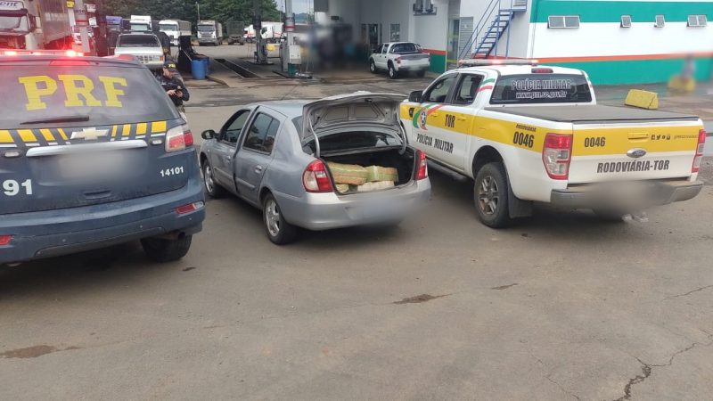adolescente dirigia o carro carregado de maconha