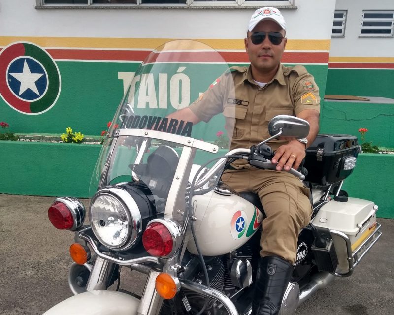 Policial Militar Rodovi&aacute;rio foi atropelado durante fiscaliza&ccedil;&atilde;o na SC-350 em Tai&oacute; – Foto: Arquivo pessoal/ND