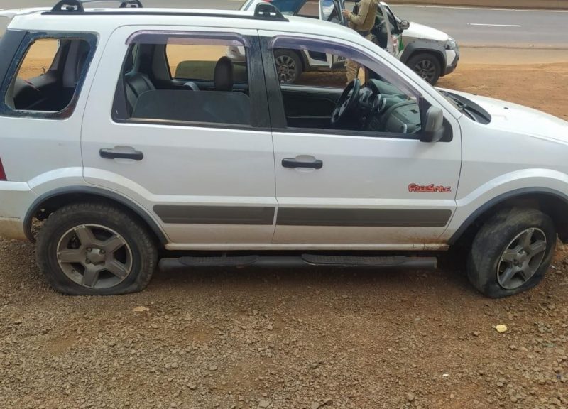 O jovem tentou incendiar a casa com a pr&oacute;pria fam&iacute;lia dentro em Chapec&oacute;. &mdash; Foto: Pol&iacute;cia Militar/Reprodu&ccedil;&atilde;o/ND