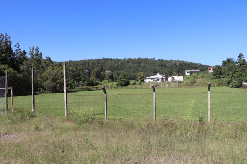 O espa&ccedil;o dever&aacute; ser destinado para constru&ccedil;&atilde;o de casas para pessoas carentes. &mdash; Foto: Prefeitura de Conc&oacute;rdia/Reprodu&ccedil;&atilde;o/ND