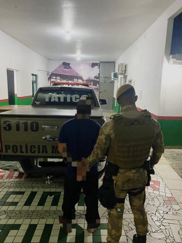 Foragido envolvido em roubo milion&aacute;rio &eacute; preso pela Pol&iacute;cia em SC – Foto: Divulga&ccedil;&atilde;o/Pol&iacute;cia Militar