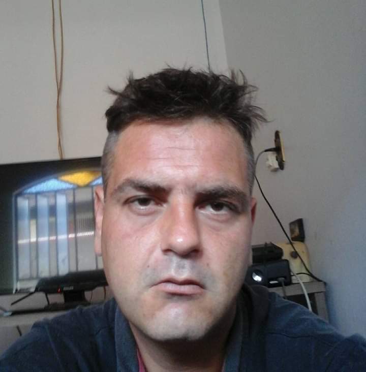 Condutor da moto n&atilde;o resistiu aos ferimentos ap&oacute;s se envolver em acidente com um carro – Foto: Redes Sociais/Divulga&ccedil;&atilde;o/ND